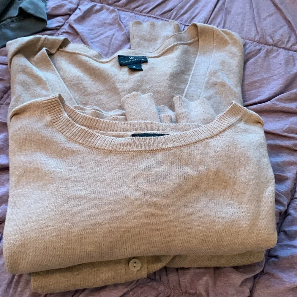 Worthington cotton rayon and  nylon twin set.‎ Worn a few times.